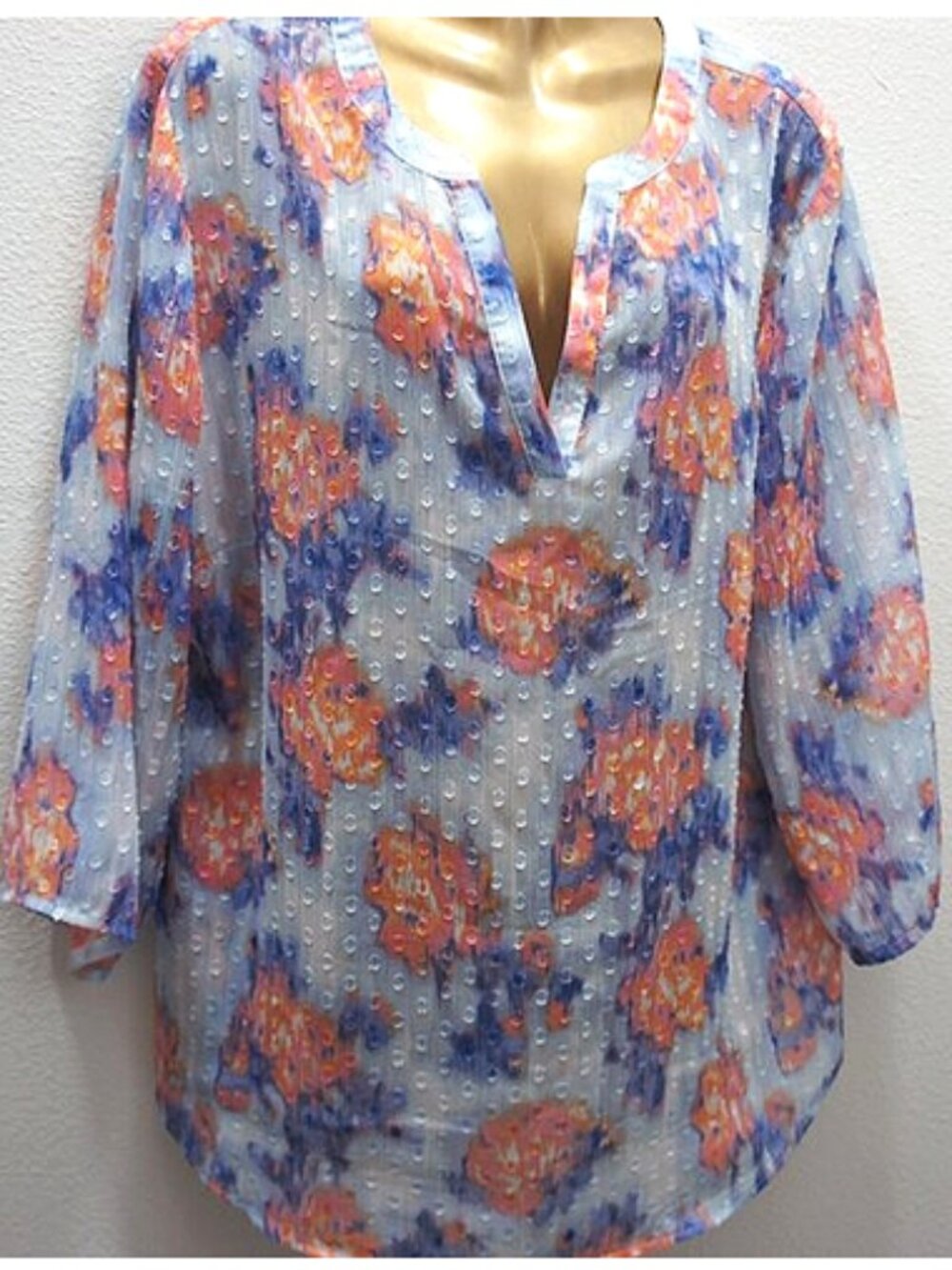 Chico's Textured Floral Tunic Top size 3